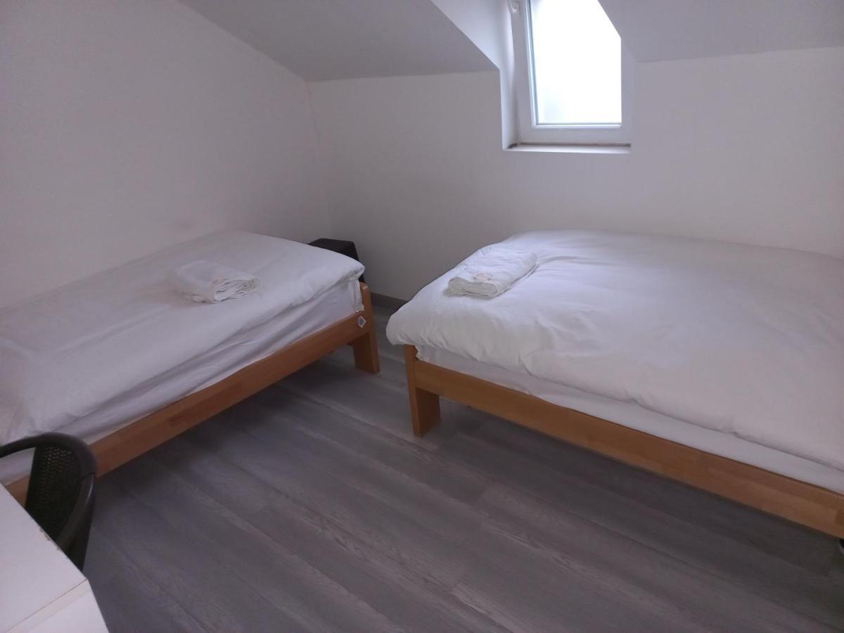 Asuka Apartmani 飞鸟客 Surcin Luaran gambar